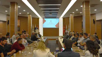 Manisa'da zeytin ve zeytinyağı sektörü masaya yatırıldı