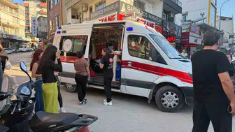 Antalya'da otomobil ile motosiklet çarpıştı: 2 yaralı