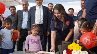 Kahta'da yangın güvenliği etkinliği; itfaiye ekipleri bilgilendiriyor
