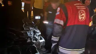 Samandağ’da angusa çarpan otomobilin sürücüsü yaralandı