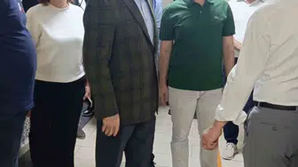 Manisa valisi özkan kazada yaralananları ziyaret etti