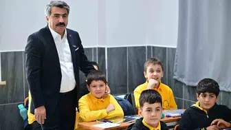 Yıldırım Belediye Başkanı Oktay Yılmaz'dan eğitime destek ziyareti