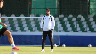 Burhan Eşer: Sarıyer maçındaki öz güvenimiz Bandırmaspor maçına yansıyacaktır