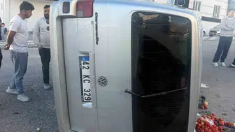 Eskişehir'de otomobil ve minibüs çarpıştı: 5 kişi yaralandı