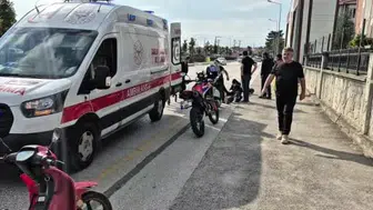 Düzce'de devrilen motosikletten yaralı sürücü hastaneye kaldırıldı