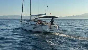 Aydın açıklarında 10 düzensiz göçmen ve 2 kaçakçı yakalandı