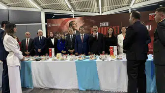 Zonguldak'ta Cumhuriyet Bayramı resepsiyonu: Vali Hacıbektaşoğlu'ndan birlik mesajı