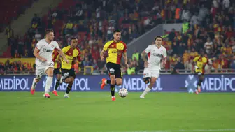 Göztepe ilk yarıyı Çorum FK karşısında iki golle önde kapattı