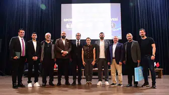Sporda bilim ve vizyon zirvesi paneli genç sporcuları buluşturdu