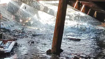 Çivril’de eski belediye binasında çıkan yangın kontrol altına alındı
