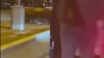 İzmir'de trafik magandaları içinde bebek olan aracın önünü kesti