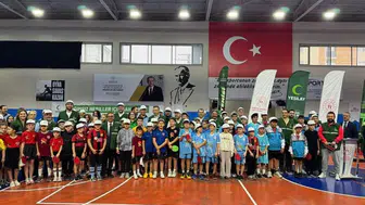 Eskişehir'de gençler 'Bağımlılığa karşı spor yapın' etkinliğinde buluştu