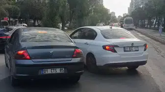 Trafikte tartışan sürücüler, 180 bin liralık cezadan kaçınmak için araçlarından inmedi