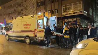 Muş'ta otomobil ile motosiklet çarpıştı: 2 kişi yaralandı