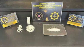Afyonkarahisar’da otomobilde uyuşturucu ile yakalanan şahıs tutuklandı