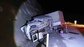 Kastamonu'da iki kamyonet çarpıştı: 9 yaralı