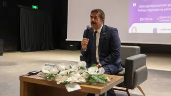 Atatürk Üniversitesi İletişim Fakültesi'nde oryantasyon programı düzenlendi