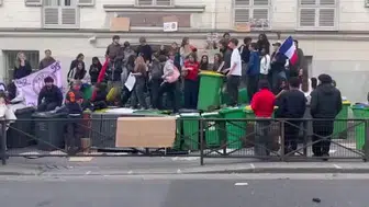 Fransa'da lise ablukası sürüyor, polisten müdahale