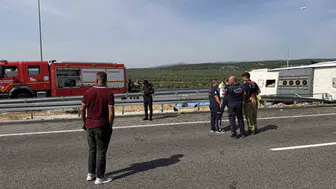 Akhisar'da meydana gelen trafik kazasında 11 kişi hayatını kaybetti, 37 yaralı var