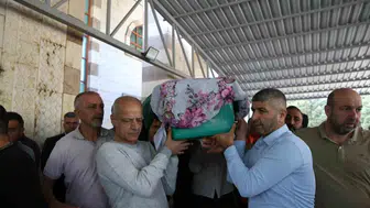 Hatay'daki tren kazasında hayatını kaybeden anne toprağa verildi