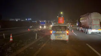 Tekirdağ’da kontrolden çıkan otomobil refüje çarptı, 1 yaralı