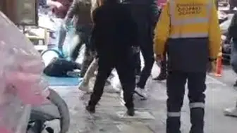 Afyonkarahisar'da sokak ortasında demir çubuklu saldırı