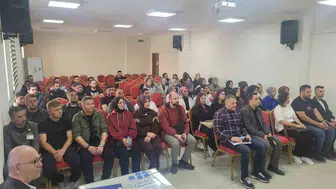 Samsun'da okul bahçe görevlilerine kapsamlı güvenlik ve iletişim eğitimi