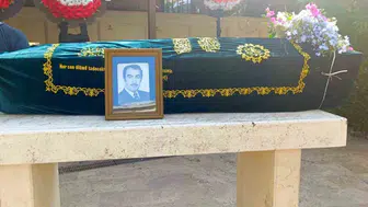 Aliağa'nın Eski Belediye Başkanı Ali Ayhan Bayrak Son Yolculuğuna Uğurlandı