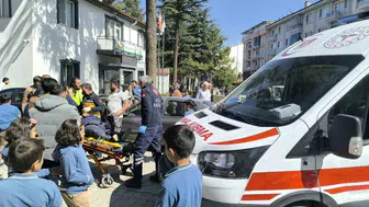 Afyonkarahisar'da devrilen motosiklet sürücüsü yaralandı