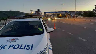 Düzce’de trafik denetimlerinde bin 913 sürücüye ceza uygulandı