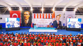 Bilecik Şeyh Edebali Üniversitesi'nde cübbe giyme töreni coşkuyla yapıldı