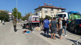 Serik'te elektrikli bisiklet kazasında 2 kişi yaralandı
