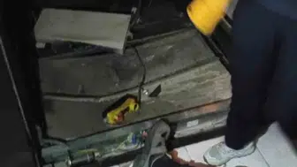 Zonguldak'ta asansör üç kat düştü, bir kişi yaralandı