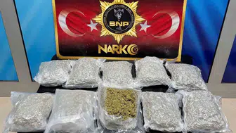 Siirt’te 5 kilo 600 gram skunk ele geçirildi, 4 şüpheli gözaltına alındı