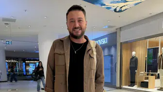 Onur Büyüktopçu annesinin Parkinson ve demans ile mücadelesini anlattı