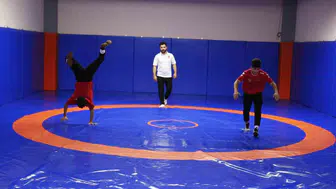 Romanya'daki şampiyonada altın madalya için iki kardeş mindere çıktı