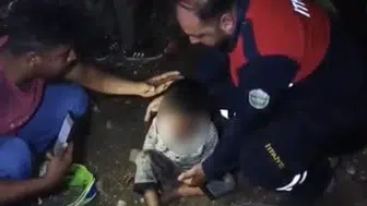 Osmaniye'de otomobil köprü temeline düştü, baba ve çocuk yaralı