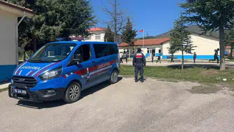 Karabük’te çocukların güvenliği için emniyet ve jandarma ekipleri görev başında
