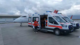 Uçak ambulans 20 haftalık Ertuğrul bebek için havalandı