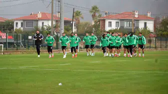 Menaf Kıyanç: Bursaspor’a saygı duyuyoruz ama kazanmak için çıkacağız