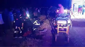 Mardin'de otomobil ve motosiklet çarpıştı: 2 yaralıdan 1'i ağır