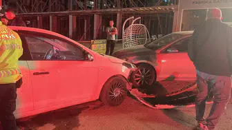Niğde'de otomobil direğe çarptı: 1 yaralı hastaneye kaldırıldı