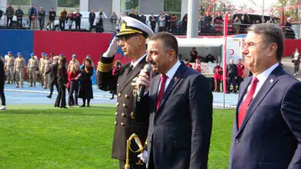 Zonguldak'ta Cumhuriyet'in 103. yılı stadyumdaki törenle kutlandı