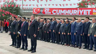 Alaplı'da Cumhuriyet Bayramı'nın 103. yılı törenle kutlandı