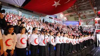 Kahramanmaraş'ta bin 300 öğrenci Cumhuriyet için aynı sahnede buluştu
