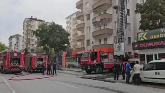 Kayseri’de 9 katlı binanın çatısında yangın çıktı, söndürüldü