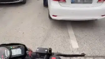 Eskişehir'de trafikte kendisini emekli polis olarak tanıtan sürücü ceza yazdırmakla tehdit etti