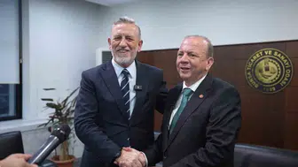 İbrahim Burkay, yeni başkan Özer Matlı’yı tebrik etti