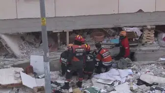 Maltepe'de çöken binada arama kurtarma çalışmaları sürüyor