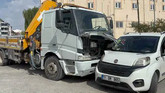 Bilecik’te vinç ile hafif ticari araç çarpıştı, 1 kişi yaralandı